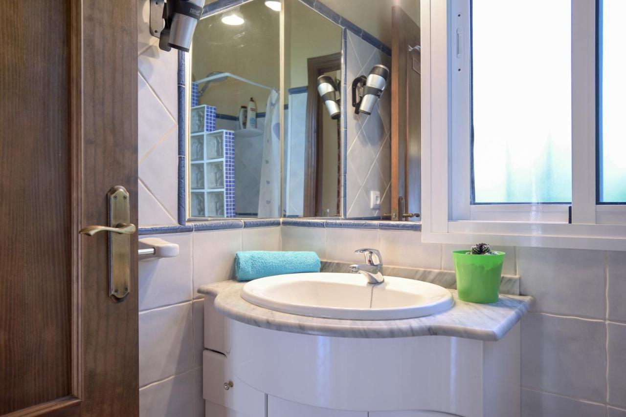 הוילה קוניל דה לה פרונטרה Casa Dalia Con Piscina Privada מראה חיצוני תמונה