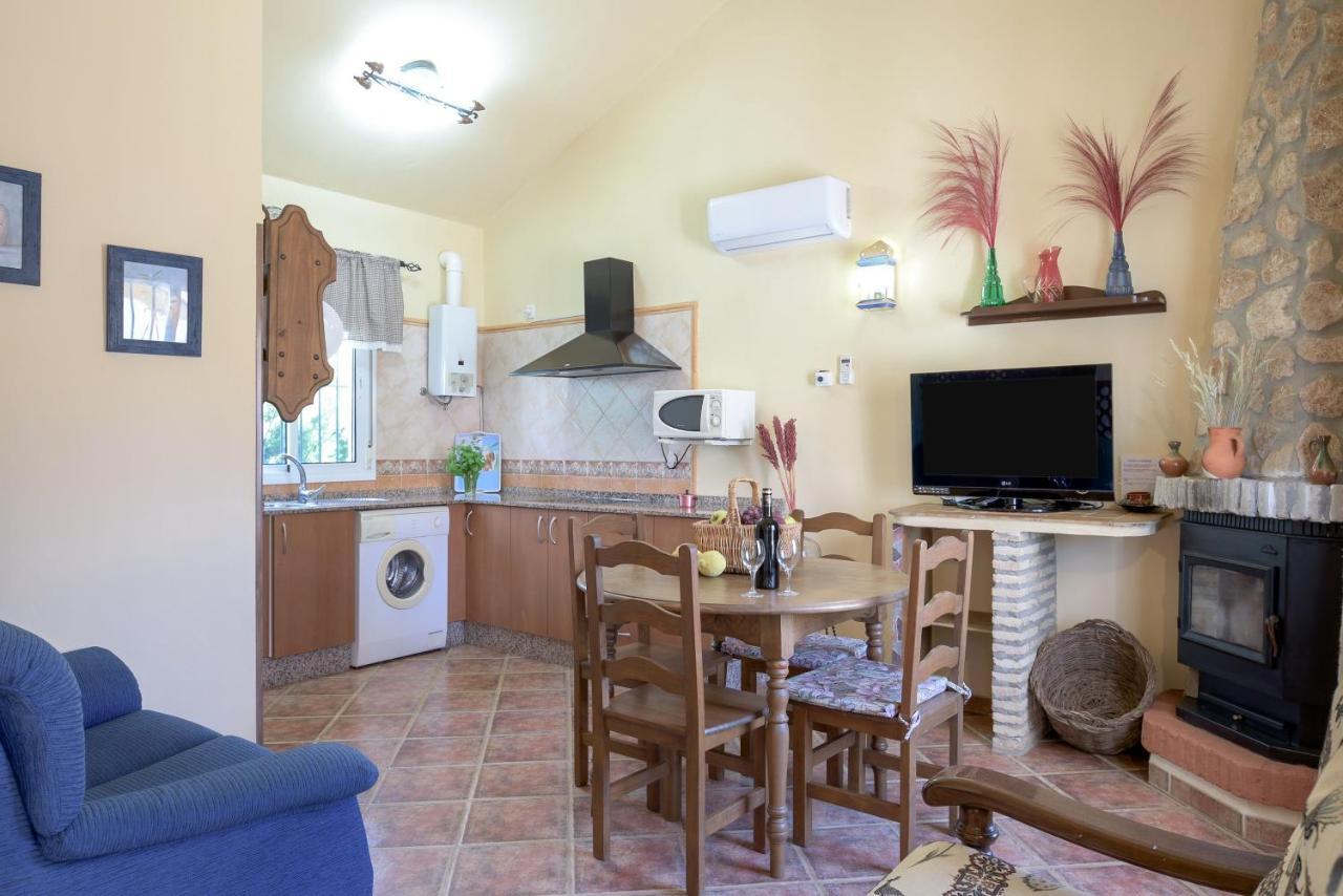 הוילה קוניל דה לה פרונטרה Casa Dalia Con Piscina Privada מראה חיצוני תמונה