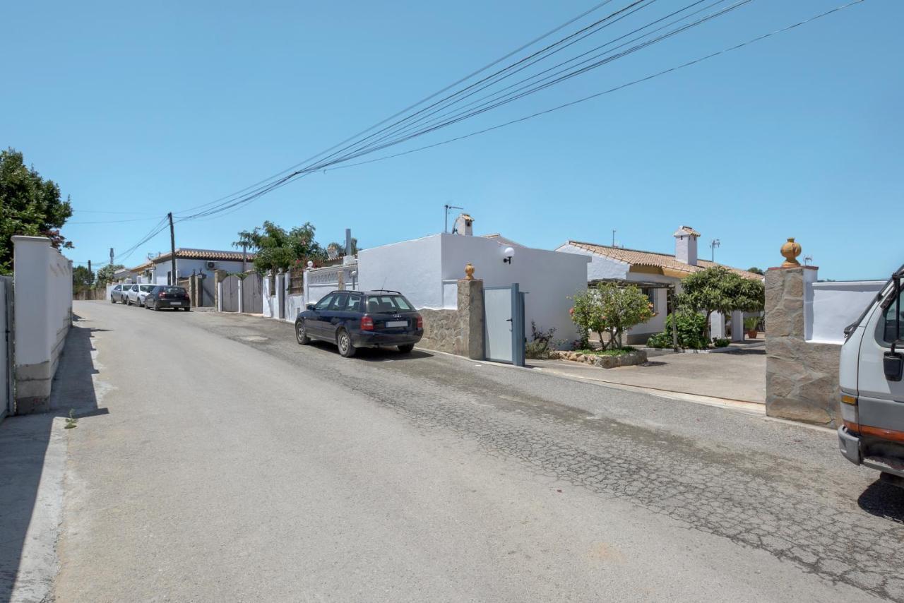 הוילה קוניל דה לה פרונטרה Casa Dalia Con Piscina Privada מראה חיצוני תמונה