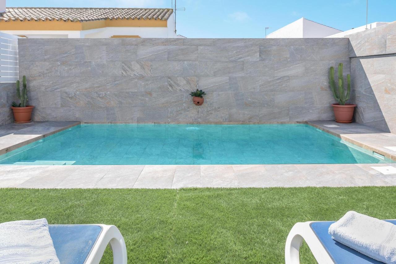 הוילה קוניל דה לה פרונטרה Casa Dalia Con Piscina Privada מראה חיצוני תמונה